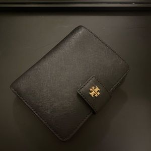 Tory Burch wallet